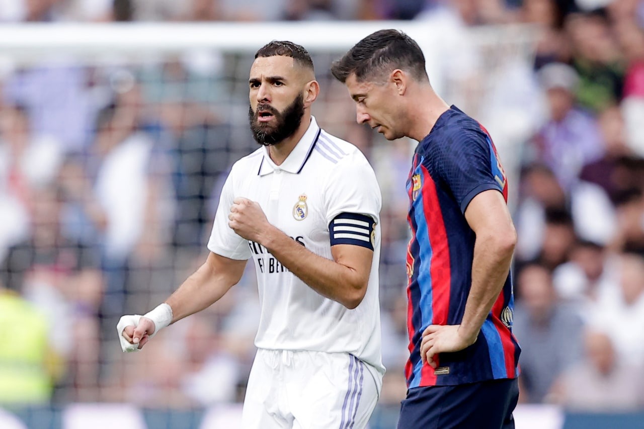 روبرت ليفاندوفسكي - كريم بنزيما (ريال مدريد ضد برشلونة) - المصدر:Gettyimages