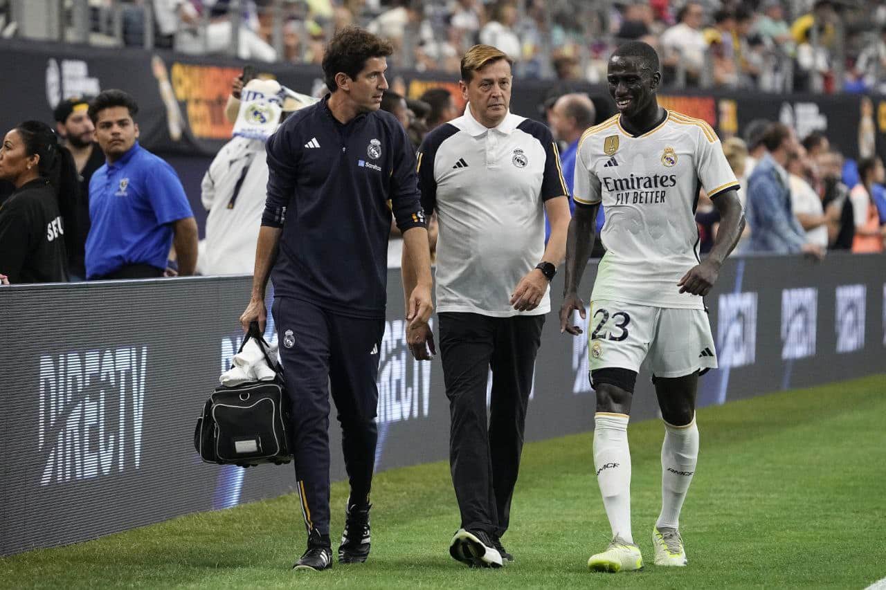 فيرلاند ميندي - ريال مدريد (المصدر:Gettyimages)