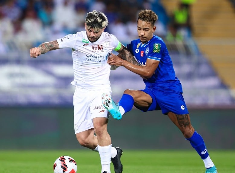 الهلال السعودي ضد الشباب السعودي (تصوير: محمد الفرهود)