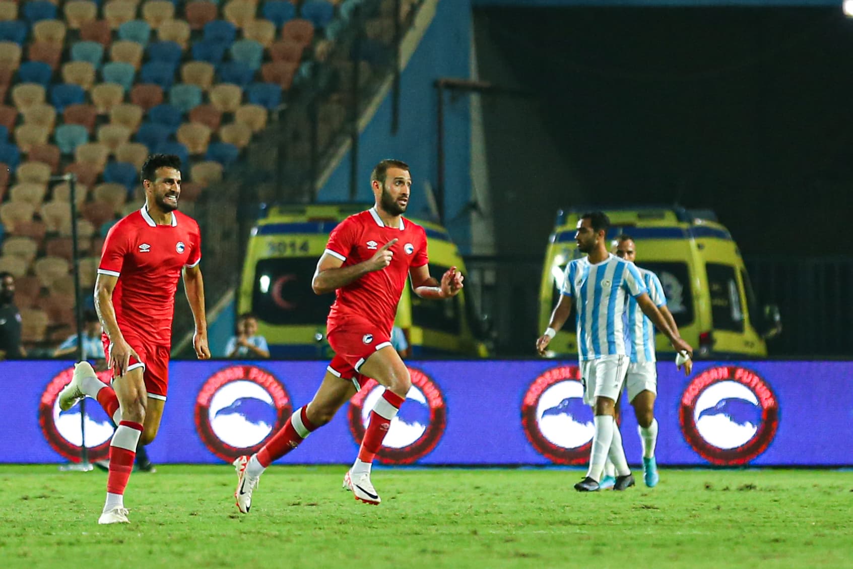 عمر كمال عبد الواحد