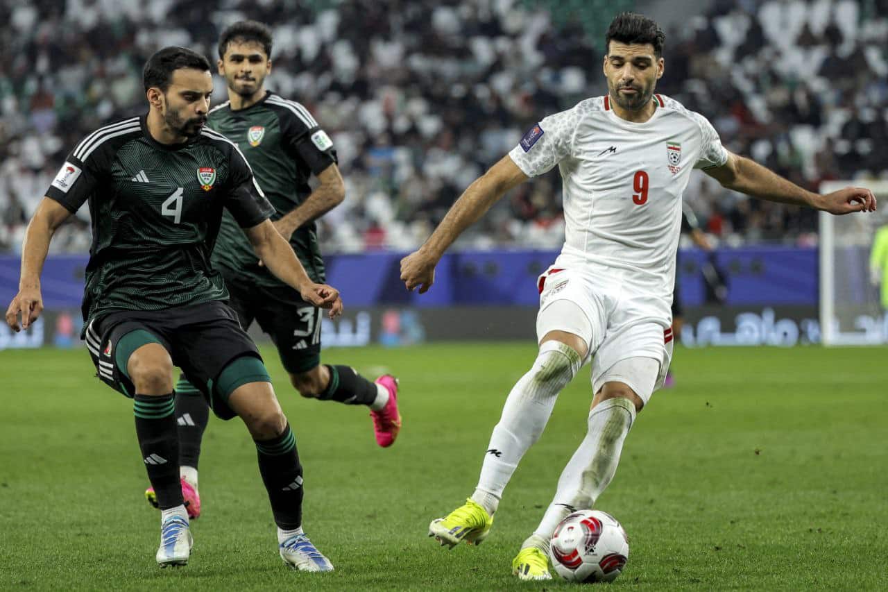 الإمارات ضد إيران