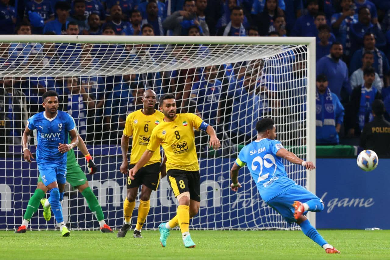 الهلال ضد سباهان