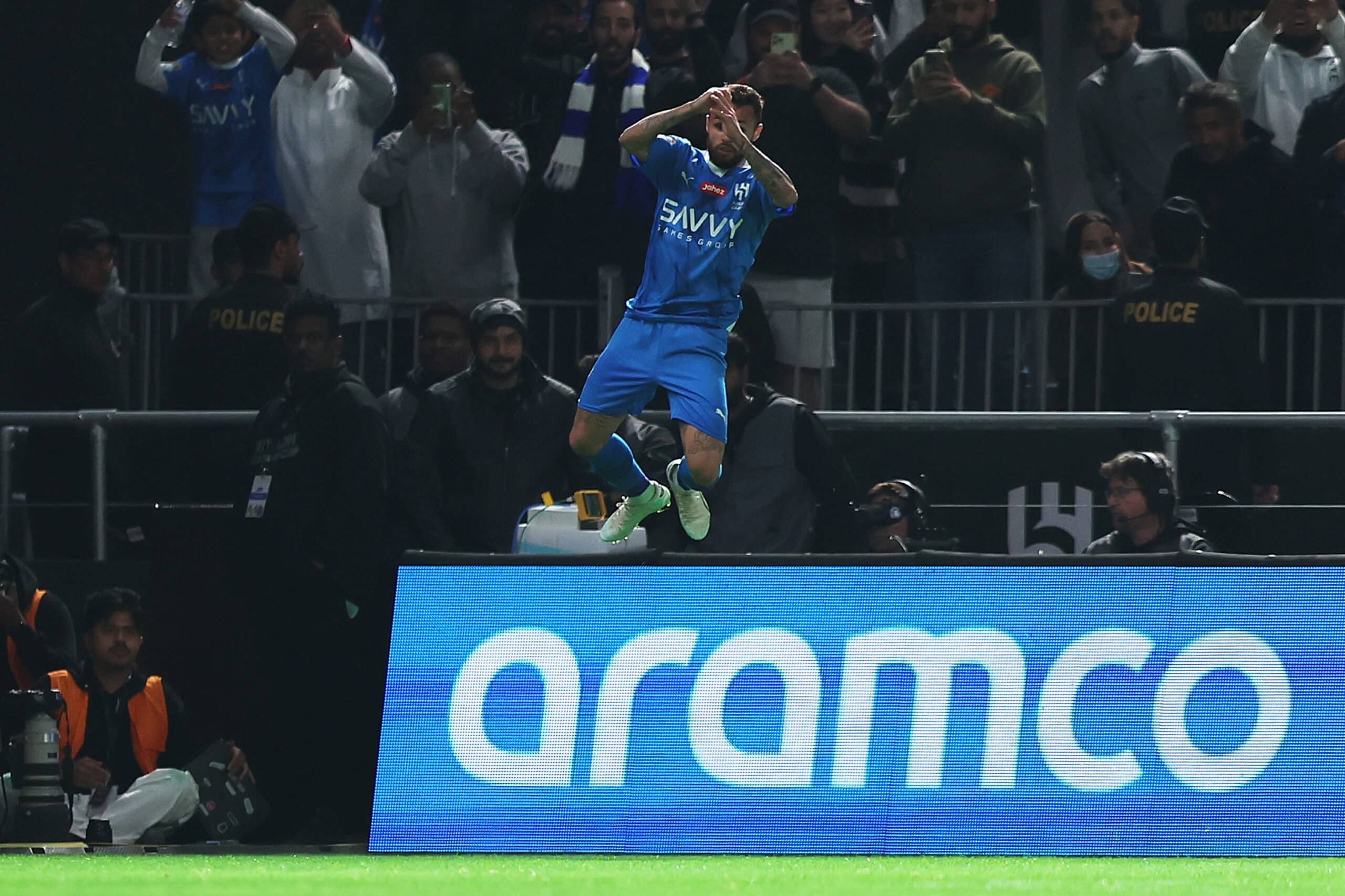 تشكيل الهلال ضد الفتح