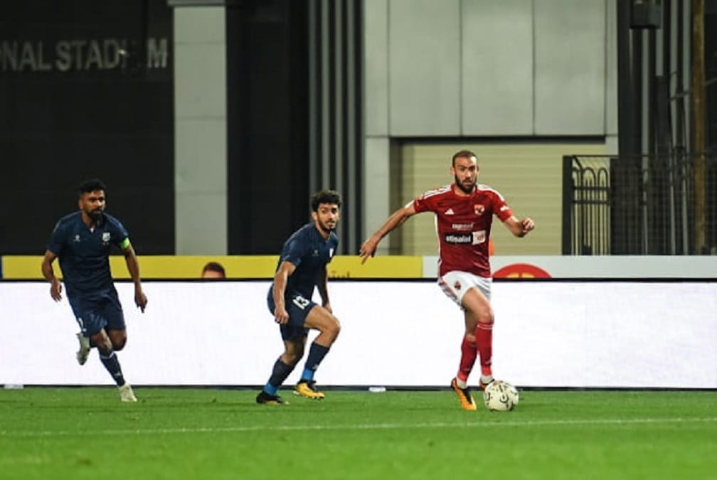 القنوات الناقلة لمباراة الأهلي ضد زد