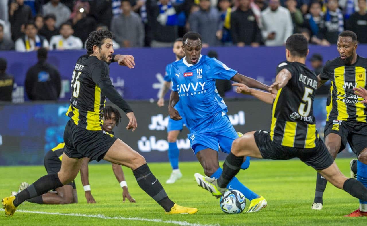 تاريخ مواجهات الاتحاد ضد الهلال في جميع البطولات