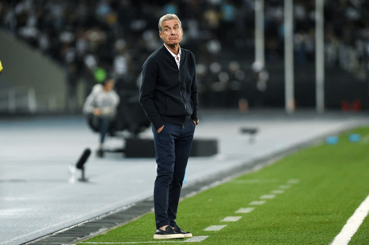 لويس كاسترو - النصر