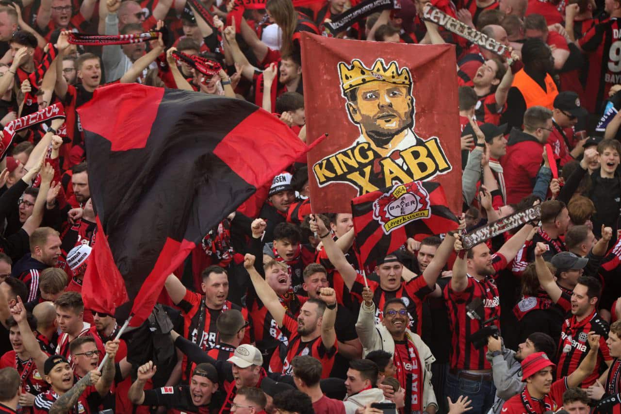 جماهير باير ليفركوزن