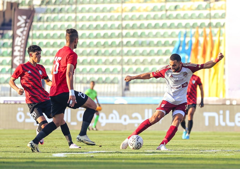 تشكيل الأهلي ضد طلائع الجيش