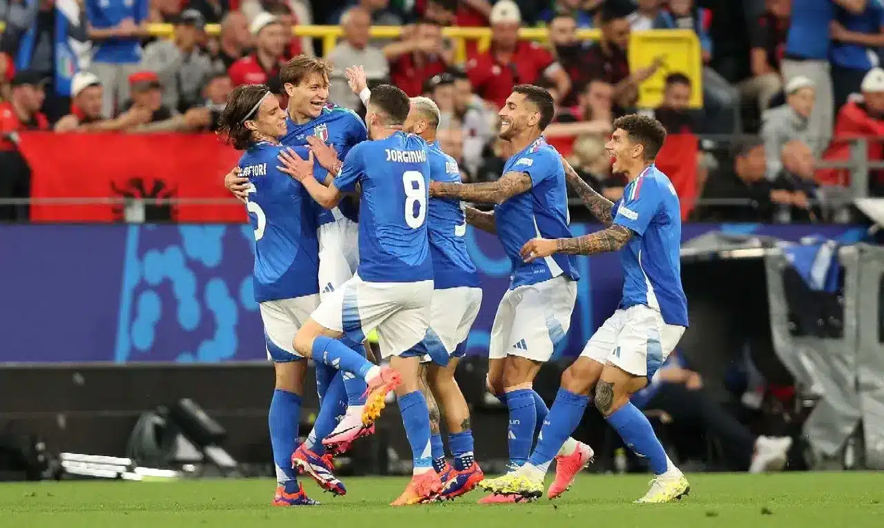 القنوات الناقلة لمباراة إيطاليا ضد فرنسا في دوري الأمم الأوروبية إيطاليا ضد ألمانيا