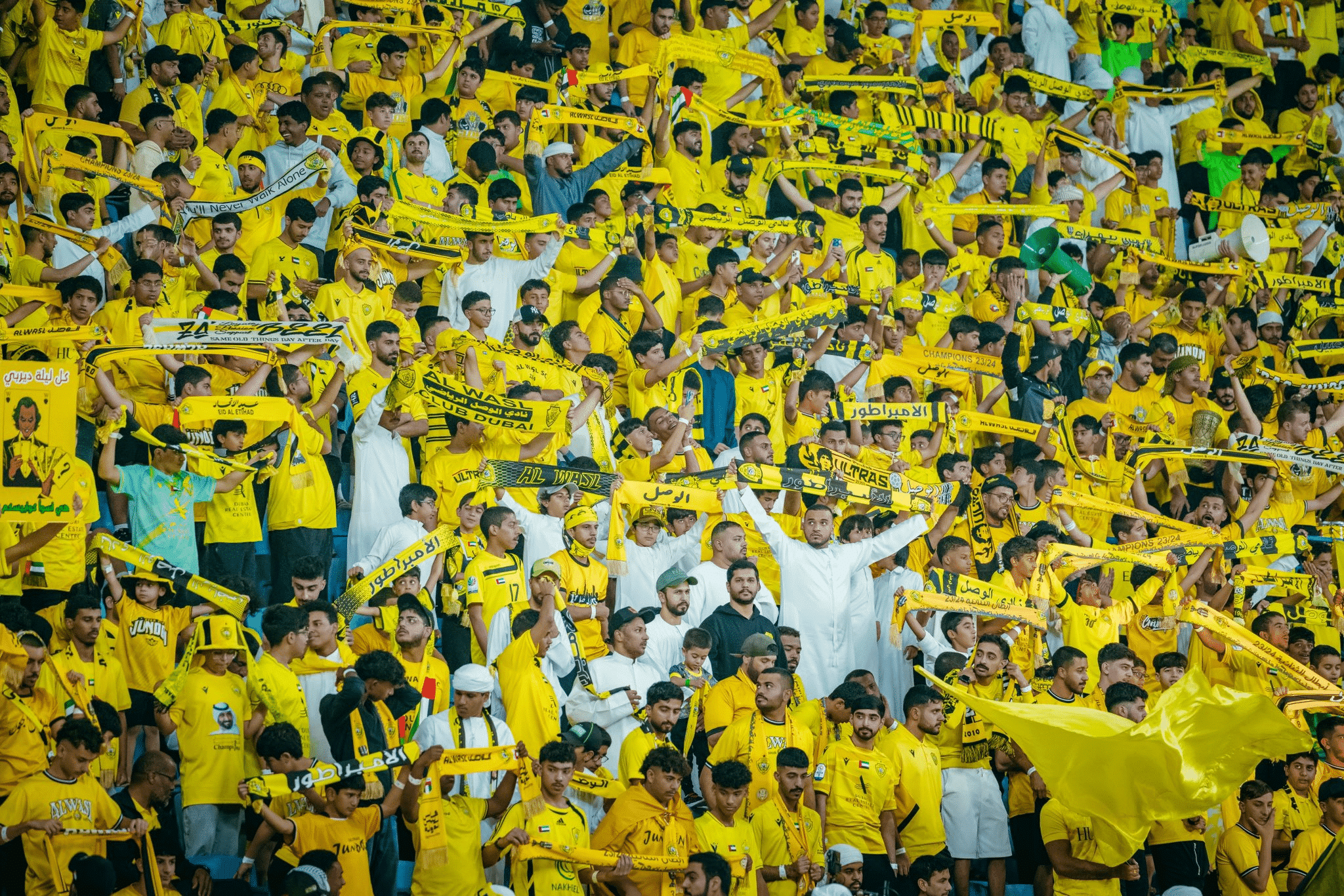 الوصل ضد شباب الأهلي في السوبر الإماراتي