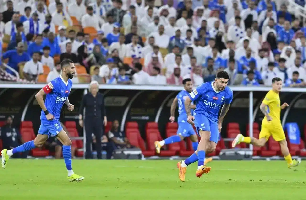 تشكيل الهلال ضد الرائد بالجولة 13 في الدوري السعودي