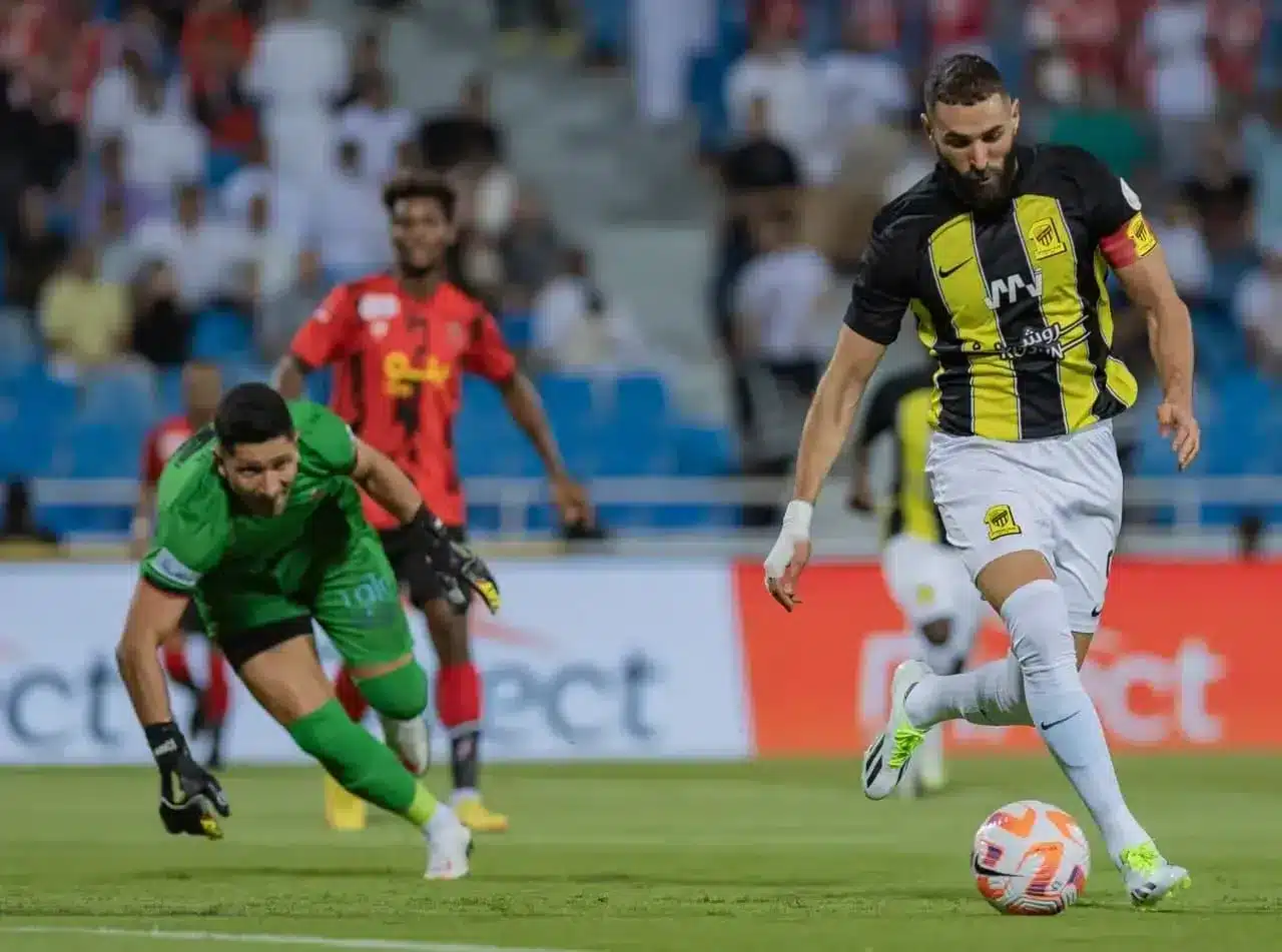 تشكيل الاتحاد ضد الرائد بالجولة 15 في الدوري السعودي