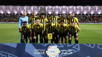 كم نقطة تفصل الاتحاد عن الاتحاد عن الفوز بالدوري السعودي؟