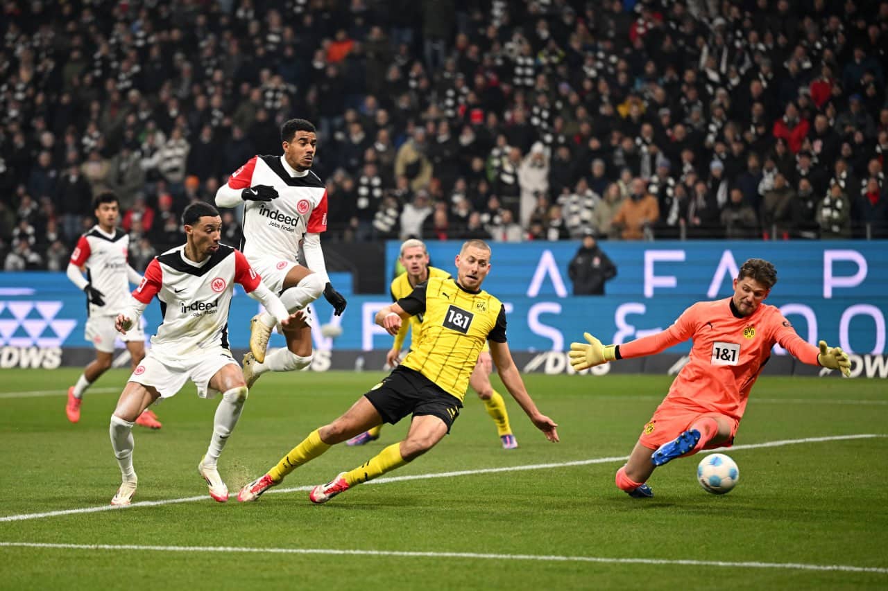 فرانكفورت ضد بوروسيا دورتموند - الدوري الألماني