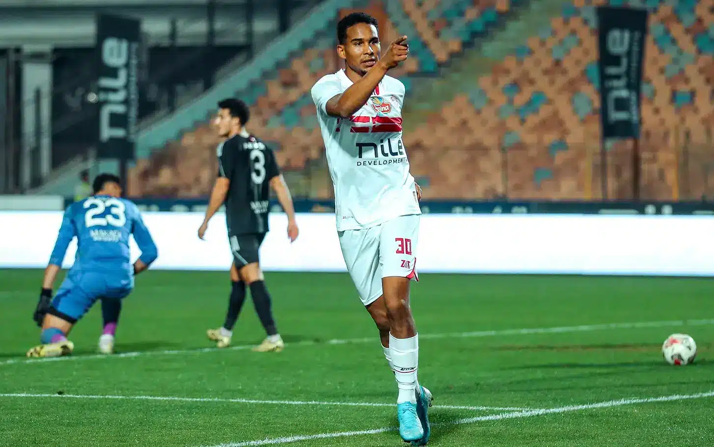 القنوات الناقلة لمباراة الزمالك ضد زد بالجولة 16 في الدوري المصري