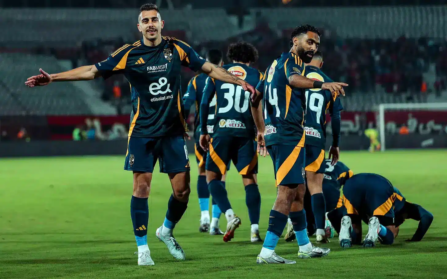 القنوات الناقلة لمباراة الأهلي ضد الإسماعيلي بالجولة 14 في الدوري المصري