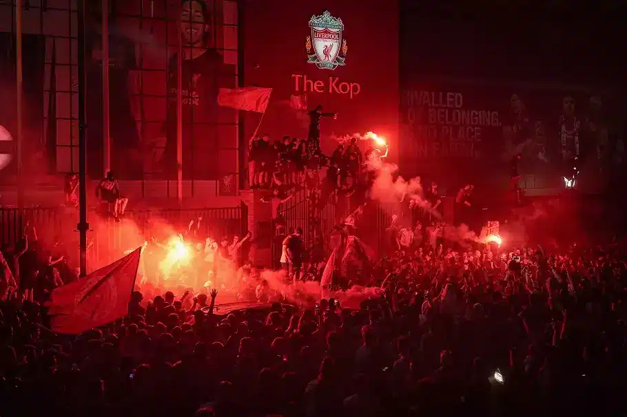 كم نقطة يحتاجها ليفربول لحسم لقب الدوري الإنجليزي 2025؟