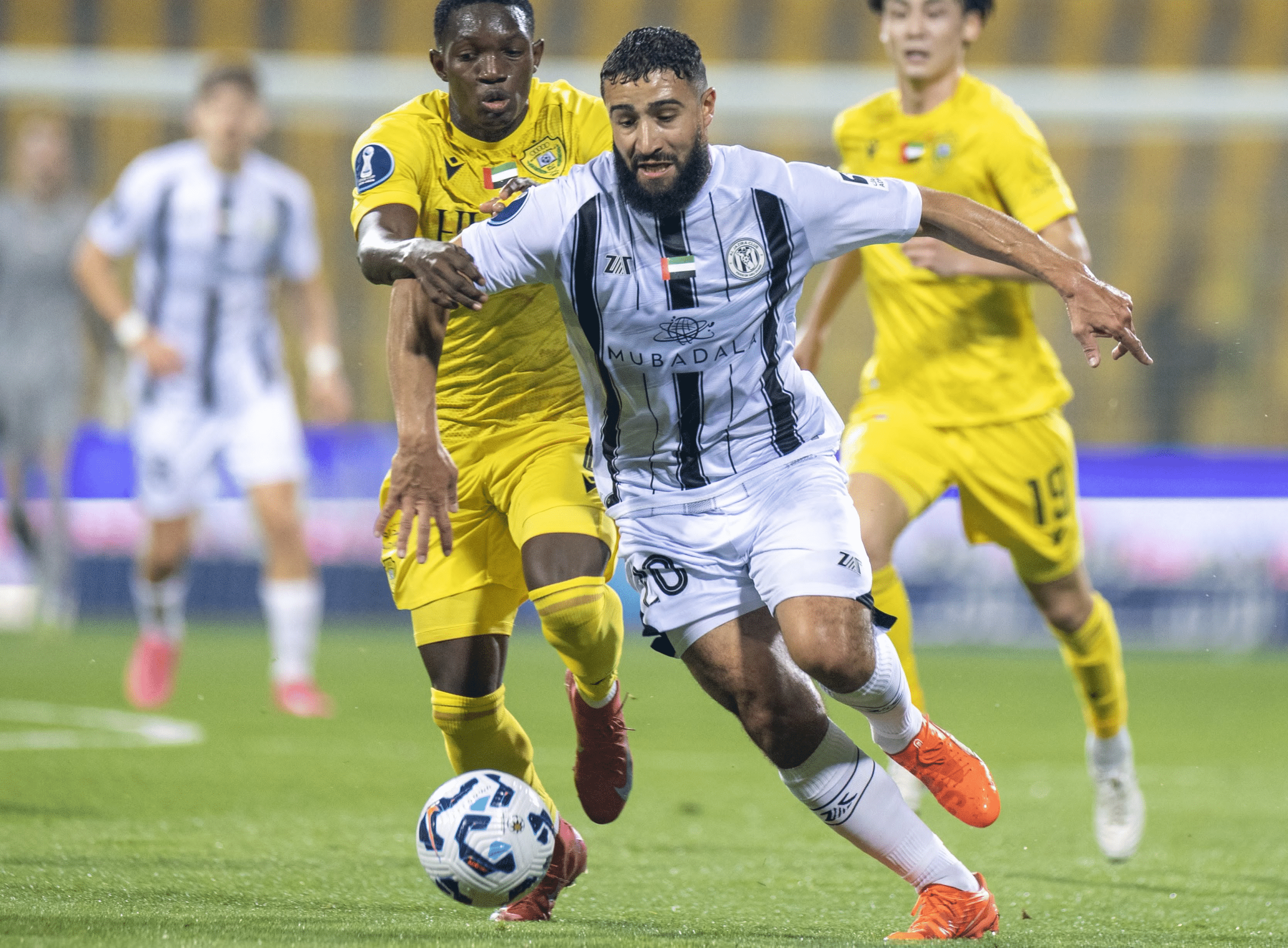 نبيل فقير لاعب الجزيرة