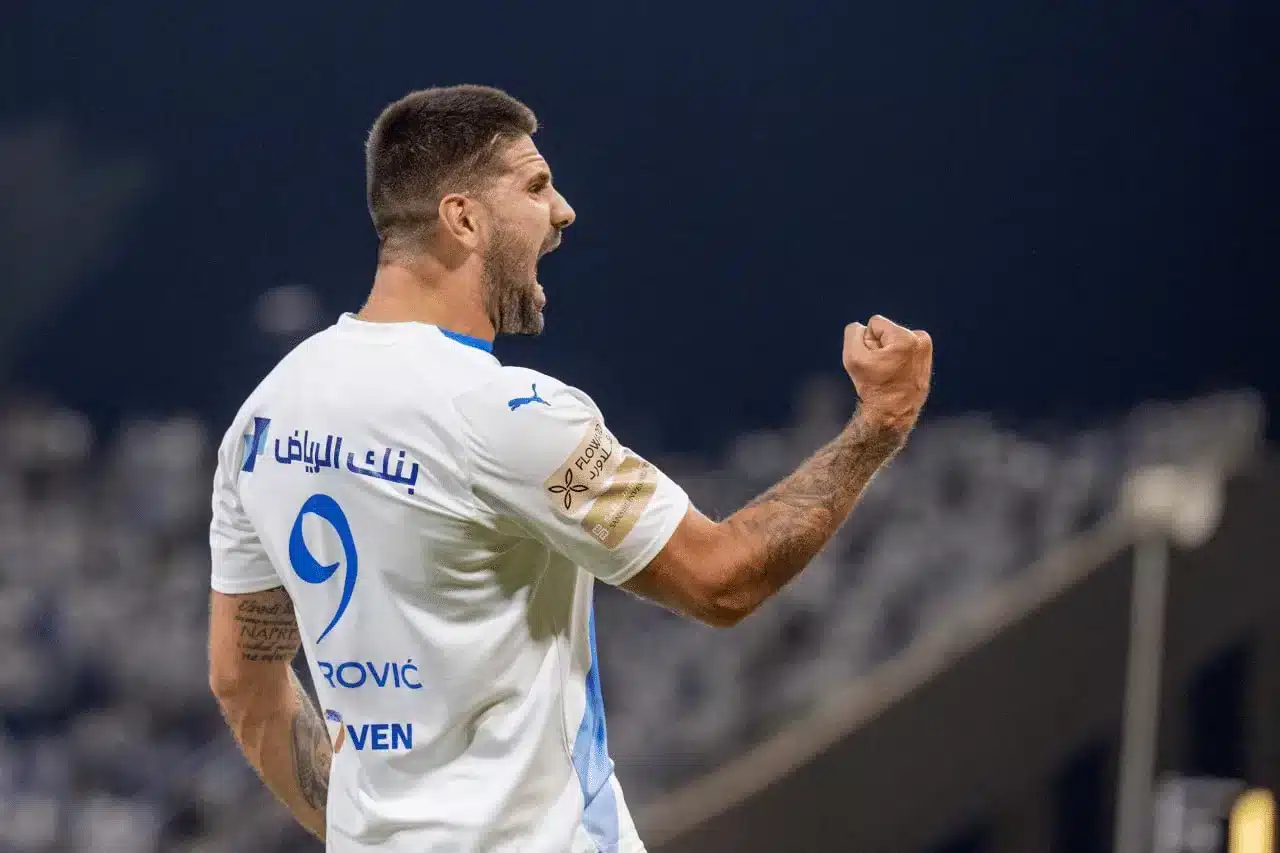 تاريخ الهلال ضد غوانغجو في دوري أبطال آسيا للنخبة