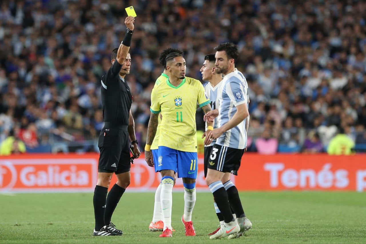 الأرجنتين ضد البرازيل - رافينيا - المصدر : Getty images