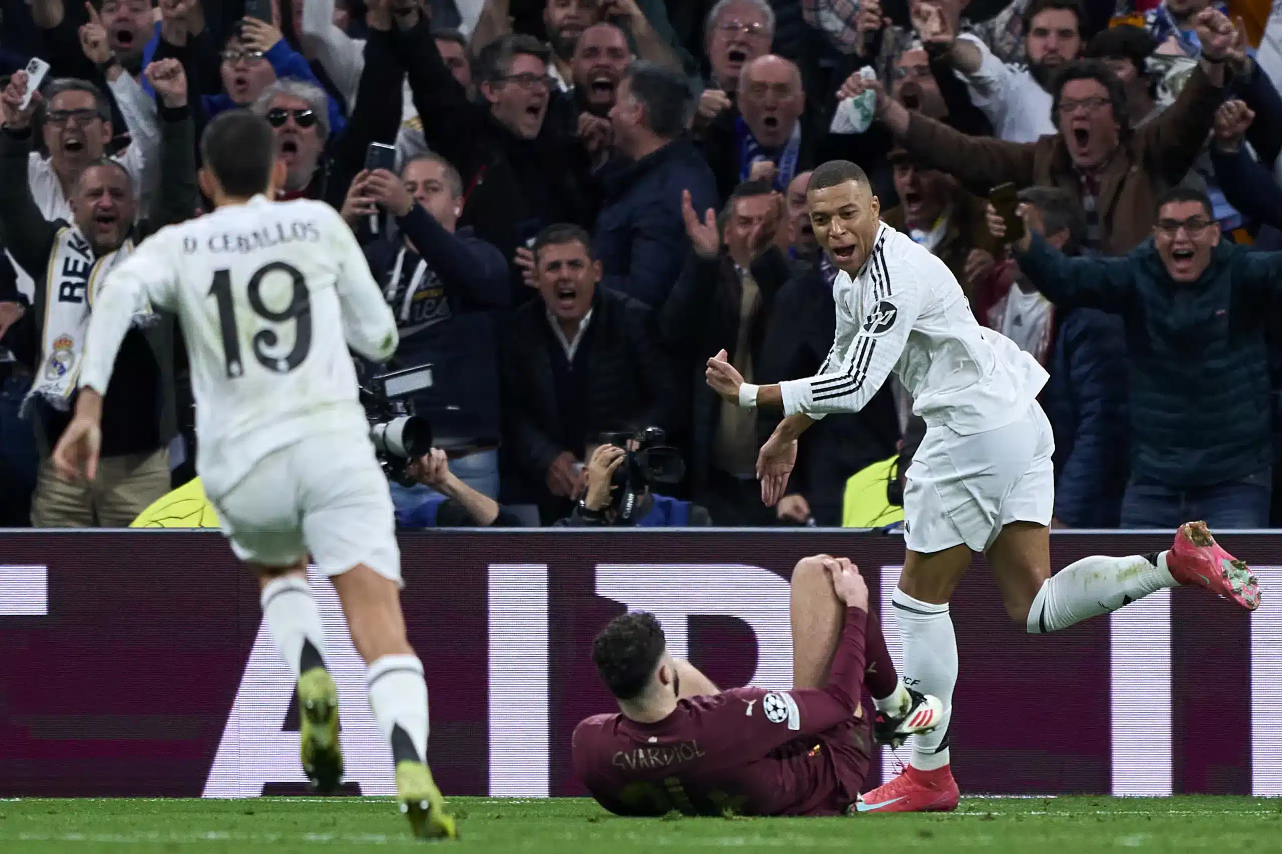 كيليان مبابي - داني سيبايوس - ريال مدريد (المصدر:Gettyimages)