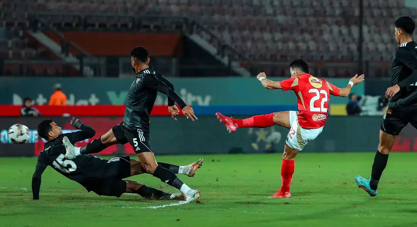 القنوات الناقلة لمباراة الأهلي ضد بتروجت في الدوري المصري 2025