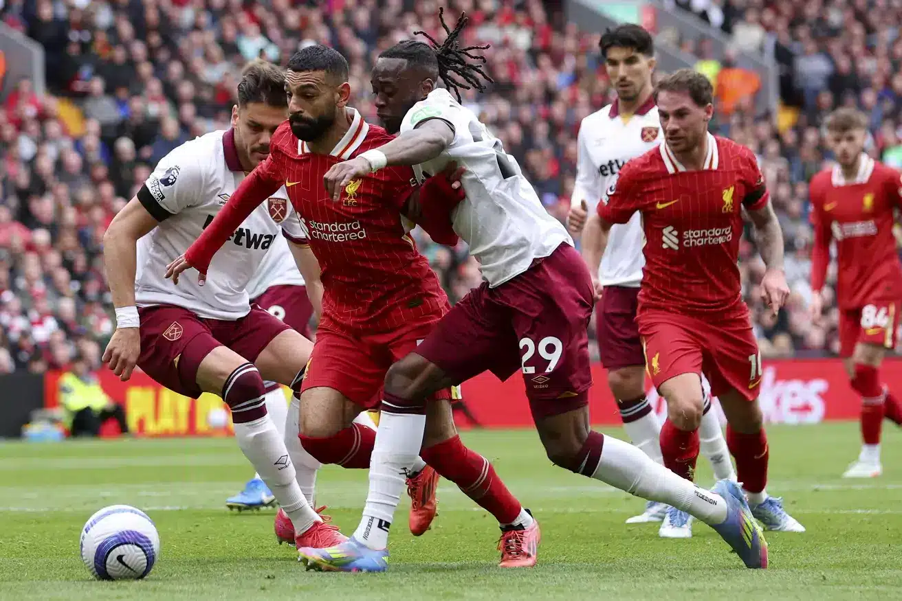 القنوات الناقلة لمباراة ليفربول ضد توتنهام بالجولة 34 في الدوري الإنجليزي