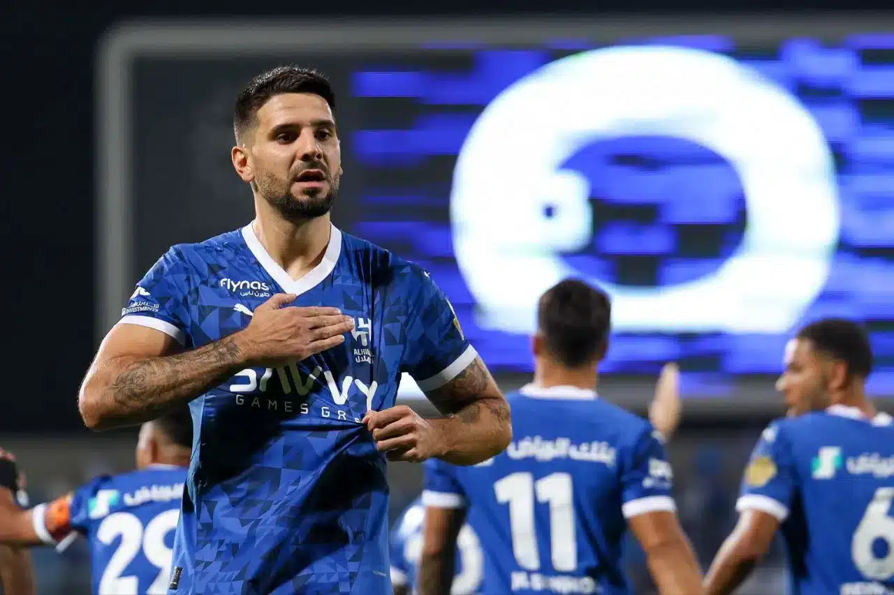 ميتروفيتش الهلال