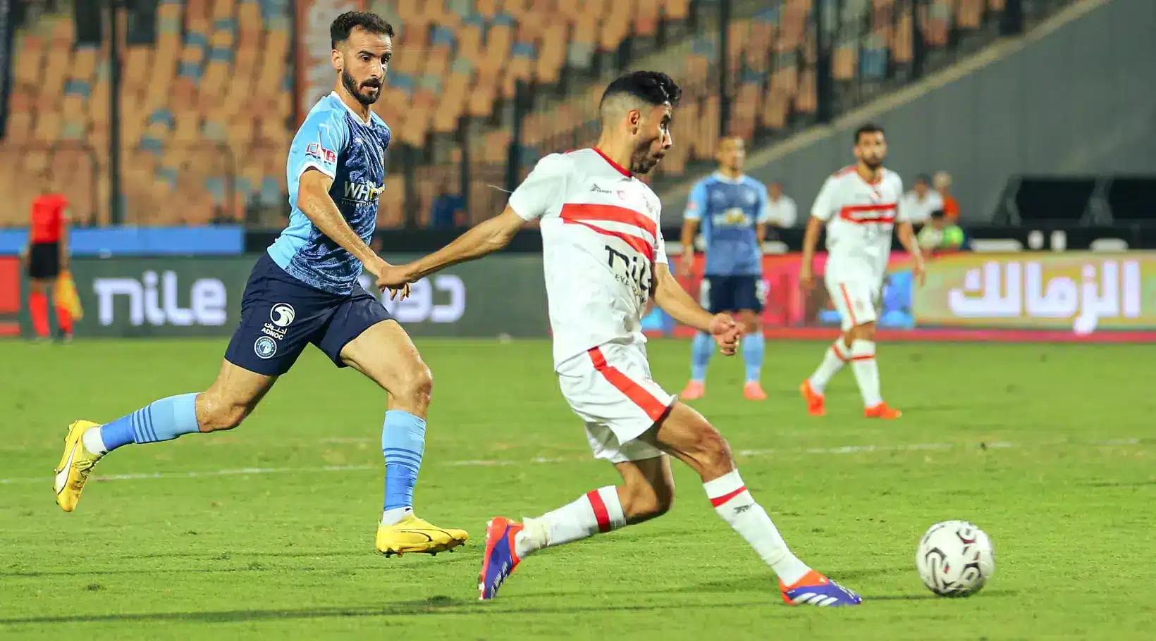 القنوات الناقلة لمباراة الزمالك ضد بيراميدز في الدوري المصري 2025