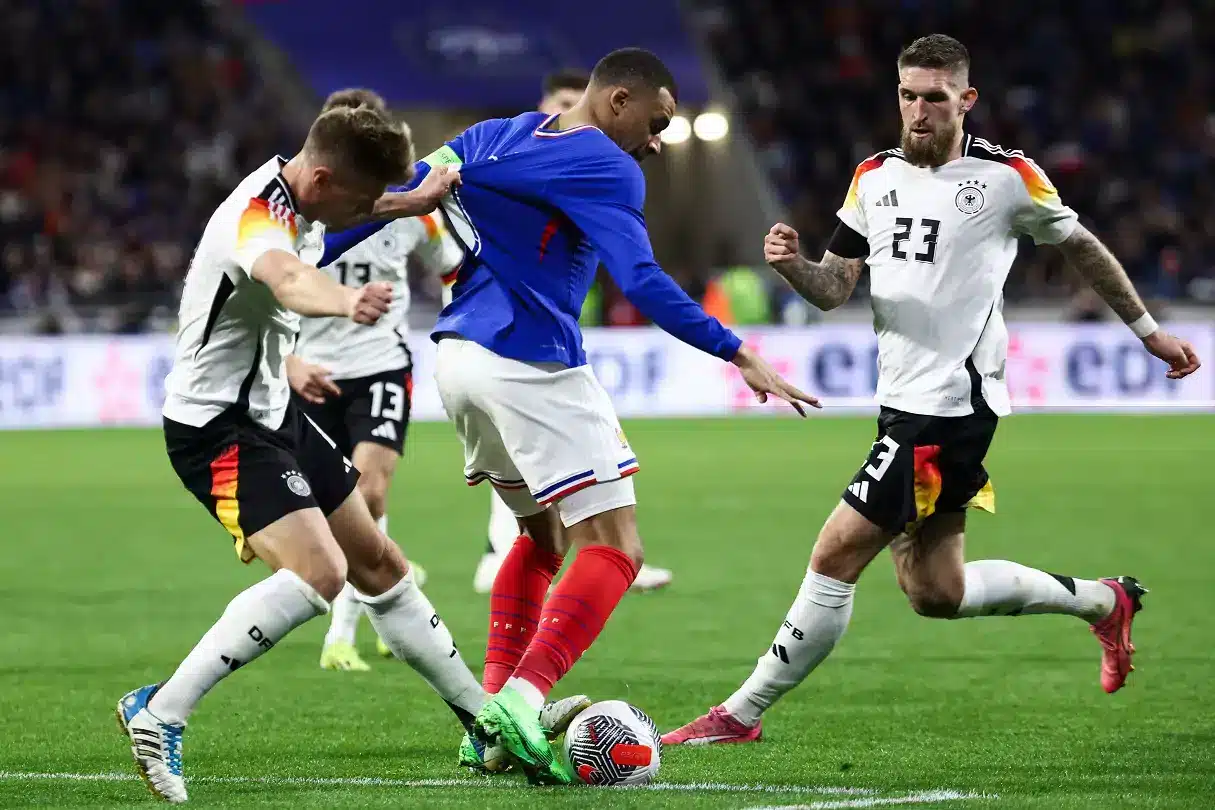 تشكيل فرنسا ضد ألمانيا في دوري الأمم الأوروبية 2025