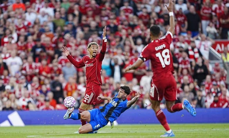هوجو إيكيتيكي - كودي جاكبو - ماركوس سينسي - ليفربول ضد بورنموث (المصدر:Gettyimages)