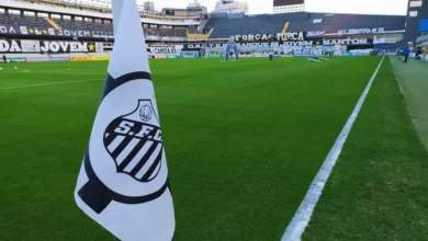Bandeira do Santos na Vila Belmiro