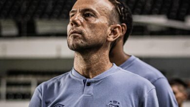 Kleiton Lima em jogo do Santos contra o Corinthians