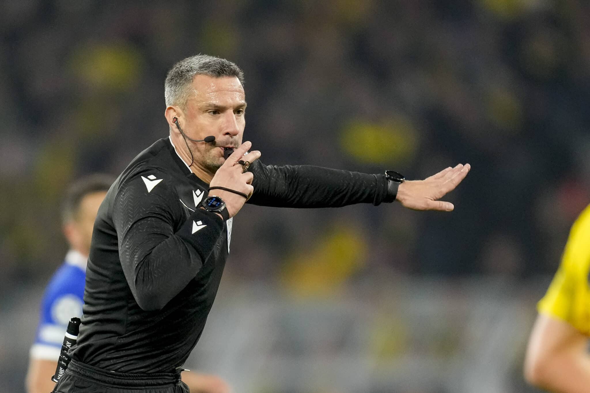 Slavko Vinčić será o árbitro da final da Champions