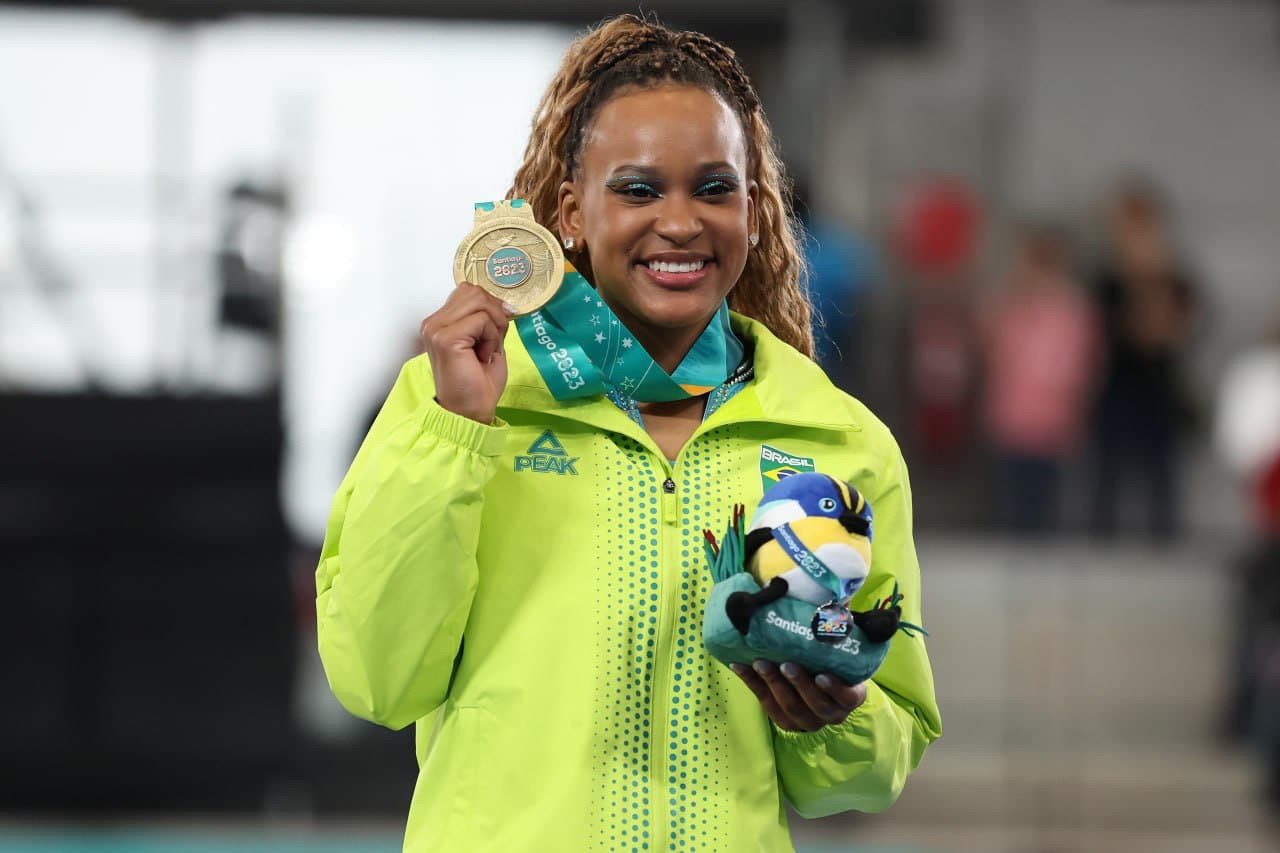Rebeca Andrade é o principal nome da ginástica brasileira