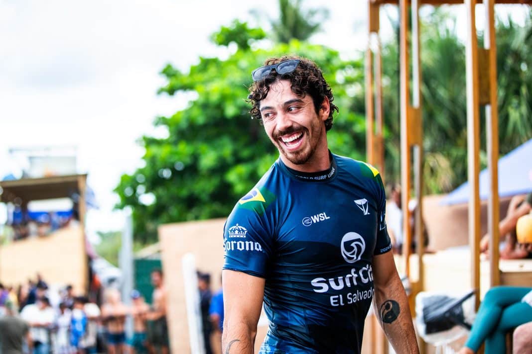 Yago Dora em El Salvador