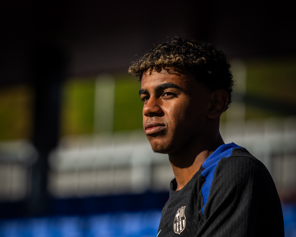 Lamine Yamal em treino do Barcelona