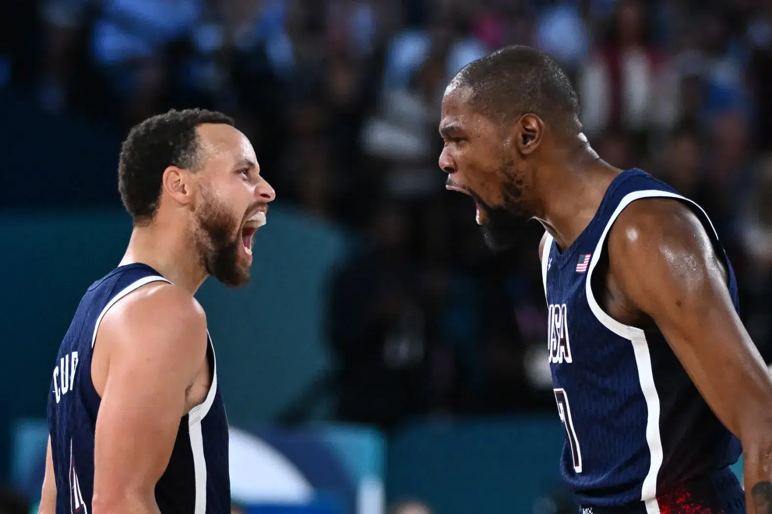 Stephen Curry e Kevin Durant pelo time dos EUA de basquete