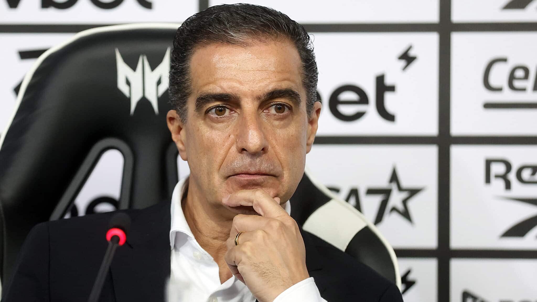 Renato Paiva, do Botafogo