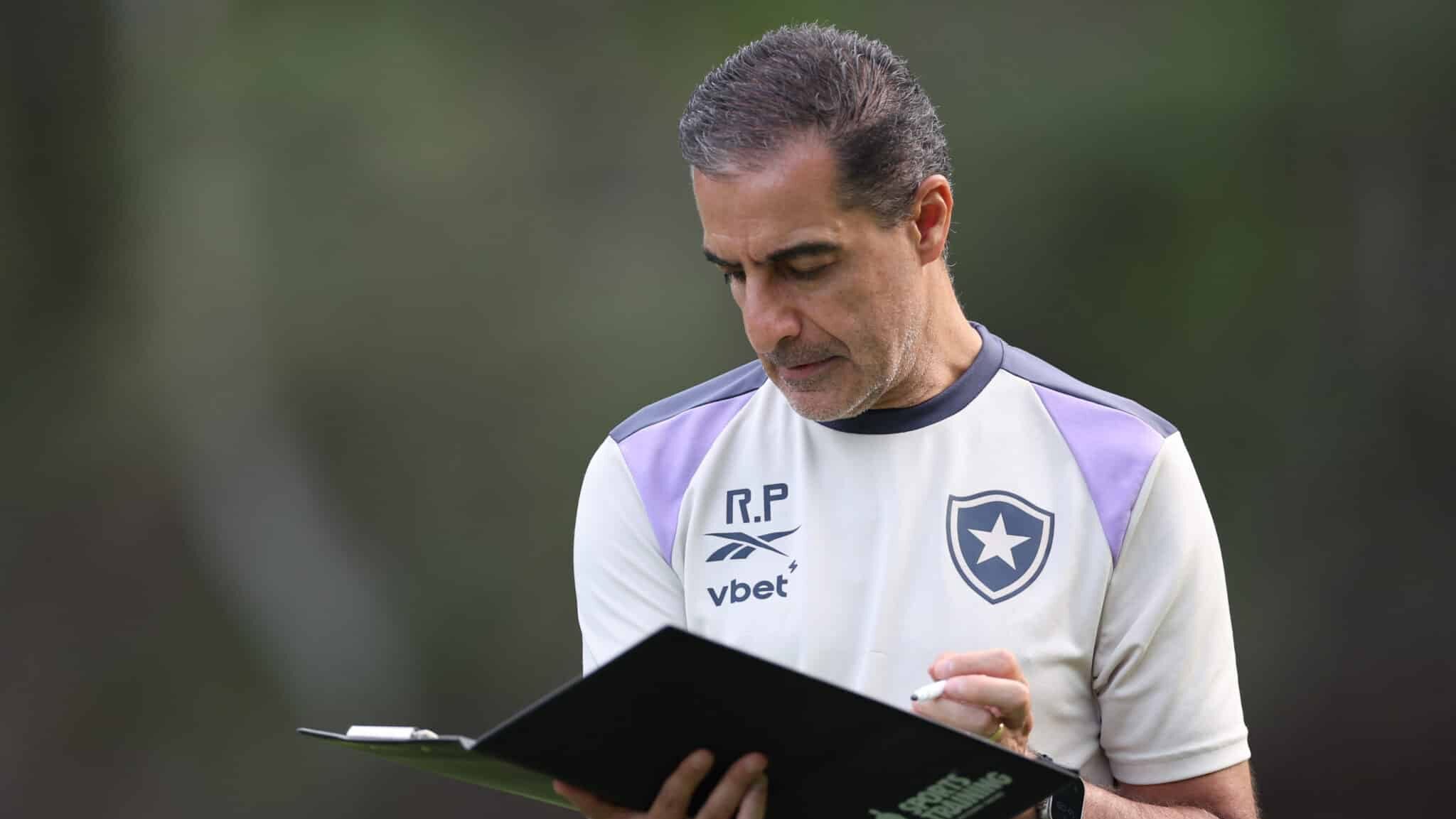 Renato Paiva do Botafogo