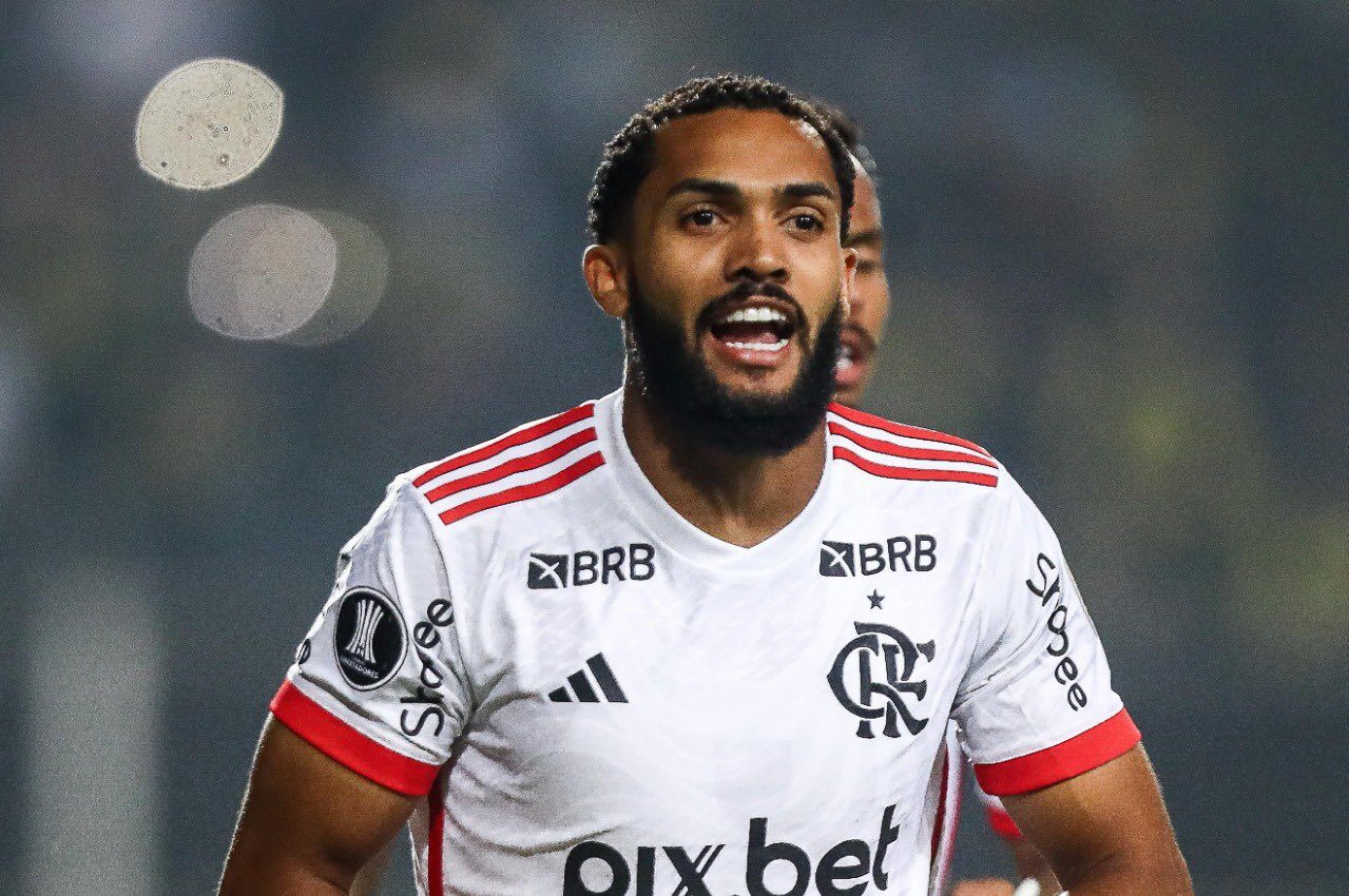 Juninho comemorando gol pelo Flamengo