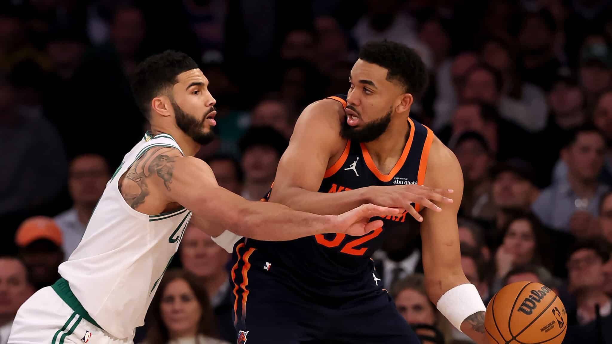 Jayson Tatum e Karl-Anthony Towns