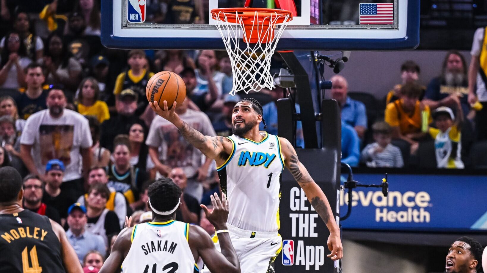 Obi Toppin foi um dos destaques do Indiana Pacers na vitória de domingo