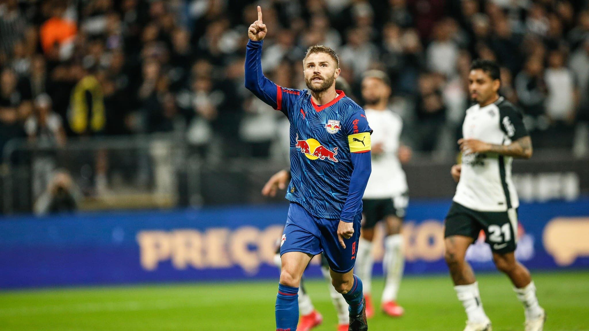 Eduardo Sasha comemorando gol contra o Corinthians - Ari Ferreira / Red Bull Bragantino